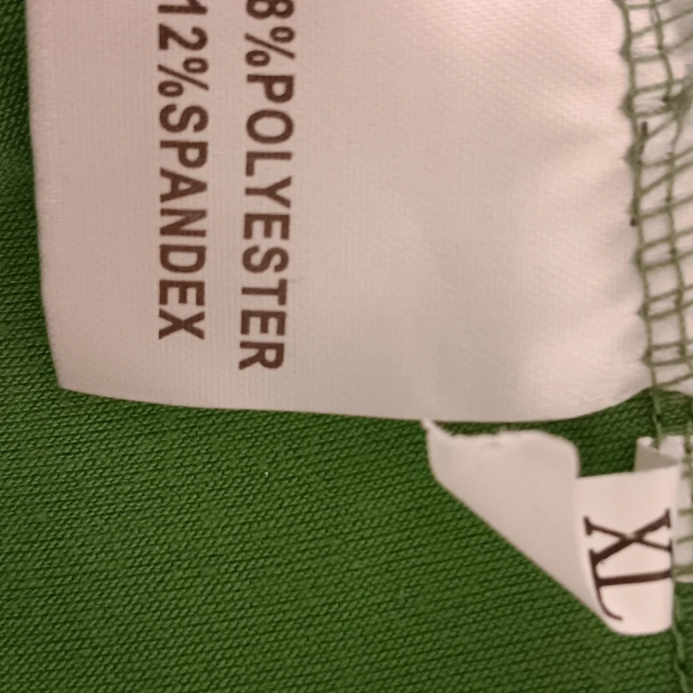 Crop Top Short Set XL - Picture 6 of 6